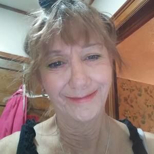 Meet your Posher, Sandi